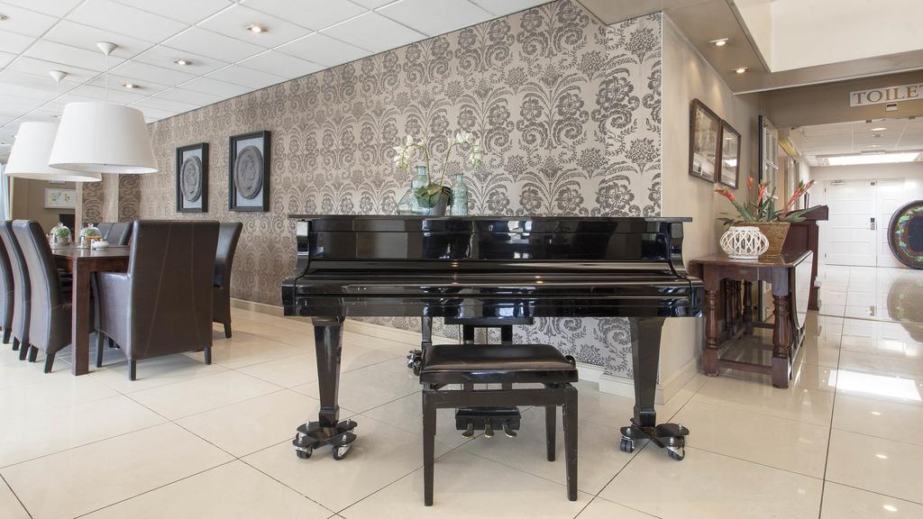 Hotel De Beurs Hoofddorp Dış mekan fotoğraf